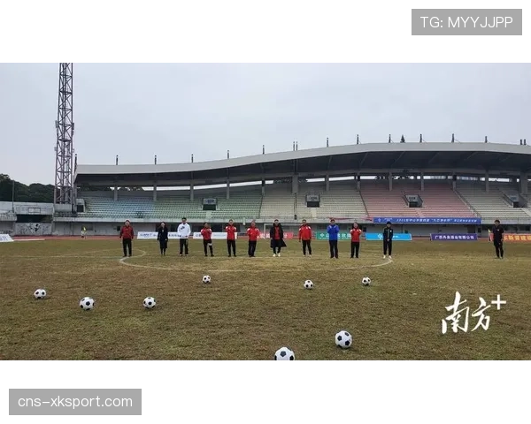 “街道足球”项目在伦敦东部启动，旨在为社区青少年提供免费场地